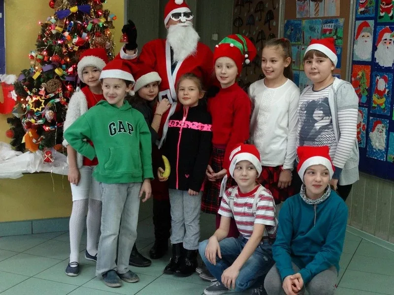 Spotkanie z Mikołajem w ostrowskiej szkole (zdjęcia)