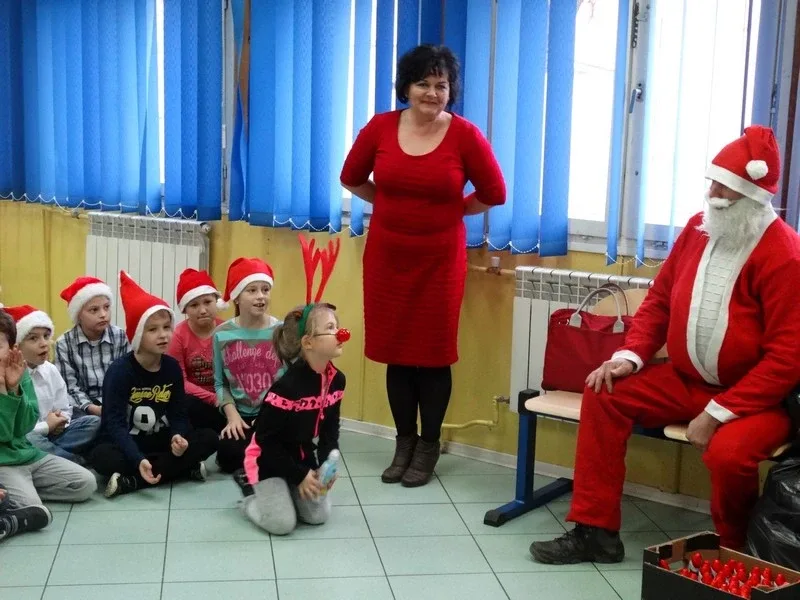 Spotkanie z Mikołajem w ostrowskiej szkole (zdjęcia)