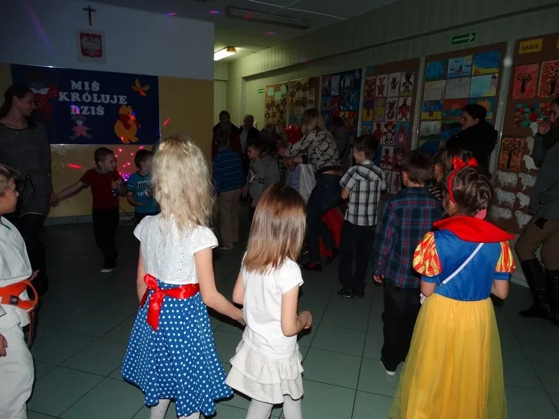 Dyskoteka andrzejkowa w SP nr 1 (zdjęcia)