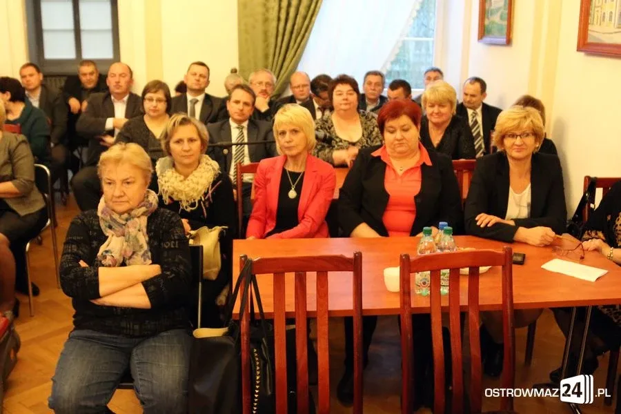 Rada miasta z nowym przewodniczącym (zdjęcia, wideo)