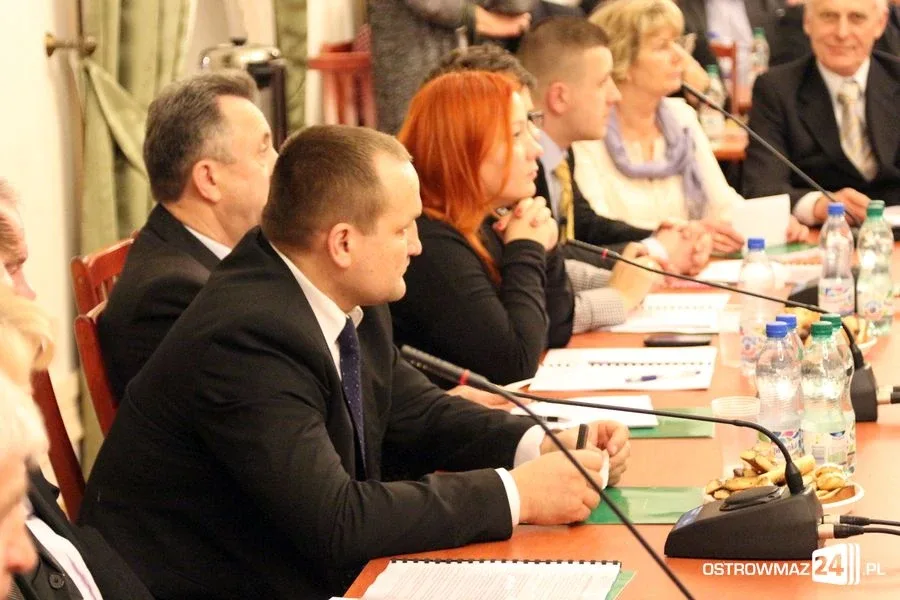 Rada miasta z nowym przewodniczącym (zdjęcia, wideo)