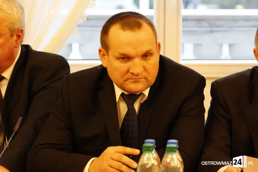 Rada miasta z nowym przewodniczącym (zdjęcia, wideo)