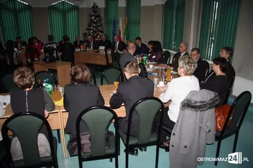 Wójt Brzostek zarobi 12 tys. zł (zdjęcia)