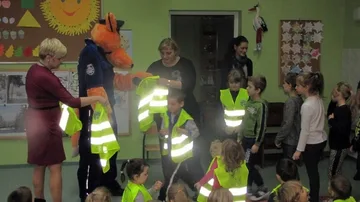 Funkcjonariusze odwiedzili uczniów z Broku (zdjęcia)