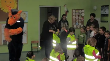 Funkcjonariusze odwiedzili uczniów z Broku (zdjęcia)