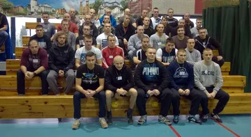 Złoto w MMA ostrowskiego 'goryla' (zdjęcia)
