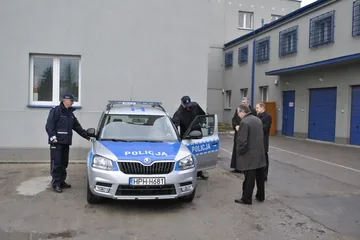 Nowy radiowóz policyjny w Nurze (zdjęcia)