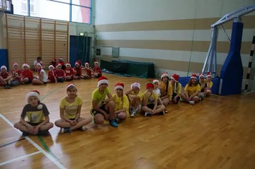 Mikołajkowy Turniej Sportowy (zdjęcia)