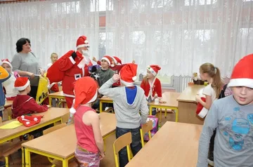 Spotkanie z Mikołajem w ostrowskiej szkole (zdjęcia)