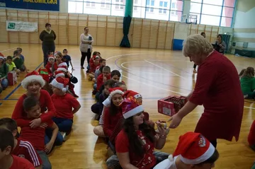 Mikołajkowy Turniej Sportowy (zdjęcia)
