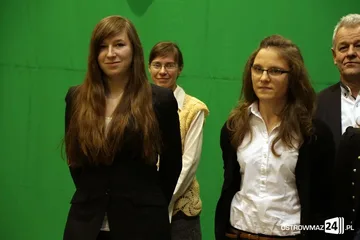 Uczniowie z powiatu nagrodzeni (zdjęcia, wideo)