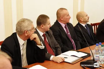 Rada miasta z nowym przewodniczącym (zdjęcia, wideo)
