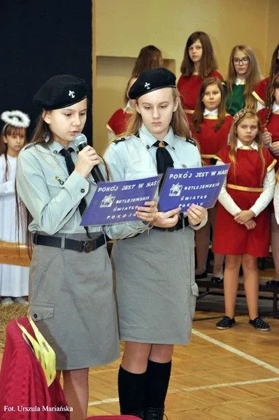 Jasełka w ostrowskiej szkole (zdjęcia)