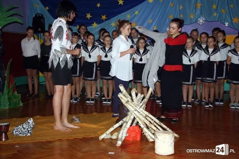 Jasełka w ostrowskiej trójce (zdjęcia)