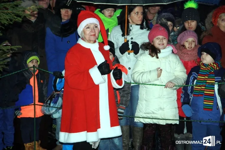Ostrowianie spotkali się z Mikołajem (zdjęcia)