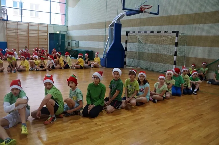 Mikołajkowy Turniej Sportowy (zdjęcia)