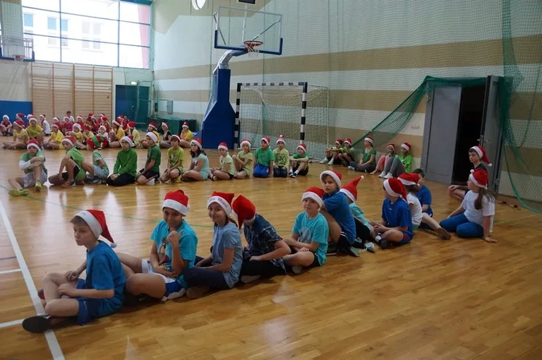 Mikołajkowy Turniej Sportowy (zdjęcia)