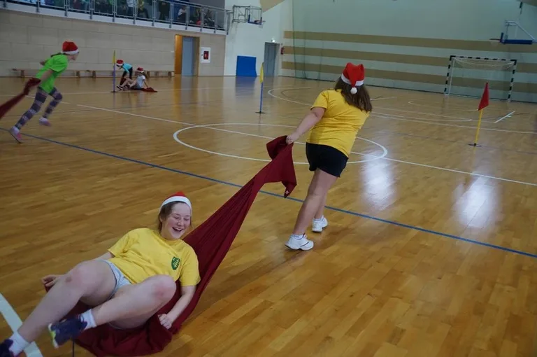 Mikołajkowy Turniej Sportowy (zdjęcia)