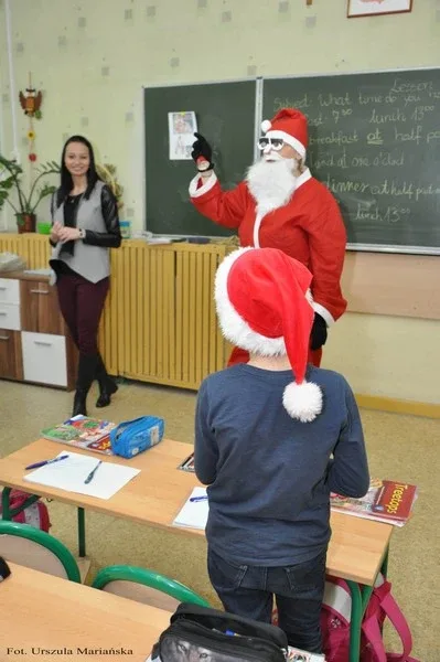 Spotkanie z Mikołajem w ostrowskiej szkole (zdjęcia)