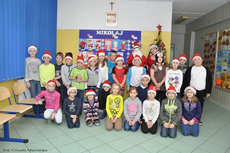 Spotkanie z Mikołajem w ostrowskiej szkole (zdjęcia)