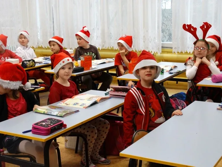 Spotkanie z Mikołajem w ostrowskiej szkole (zdjęcia)