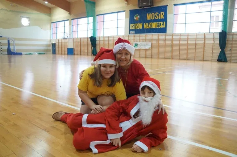 Mikołajkowy Turniej Sportowy (zdjęcia)