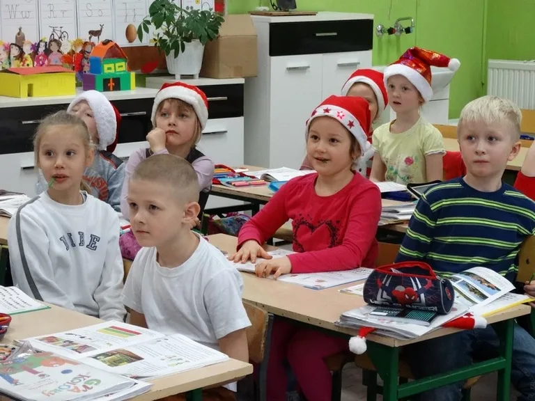 Spotkanie z Mikołajem w ostrowskiej szkole (zdjęcia)