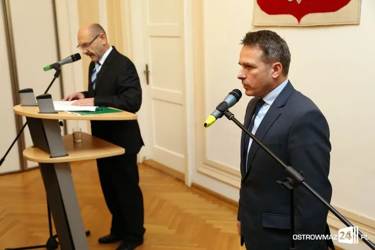 Burmistrz złożył ślubowanie (zdjęcia, wideo)