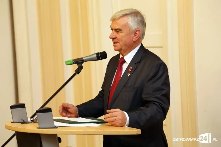 Burmistrz złożył ślubowanie (zdjęcia, wideo)