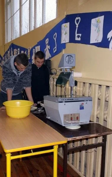Andrzejki w Zespole Szkół Specjalnych (zdjęcia)