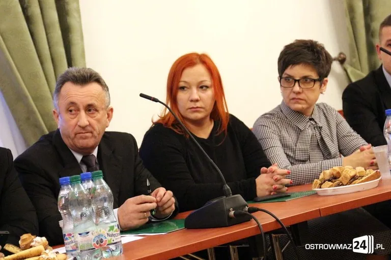 Rada miasta z nowym przewodniczącym (zdjęcia, wideo)