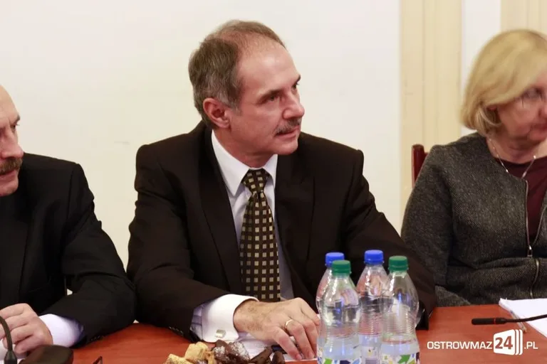 Rada miasta z nowym przewodniczącym (zdjęcia, wideo)