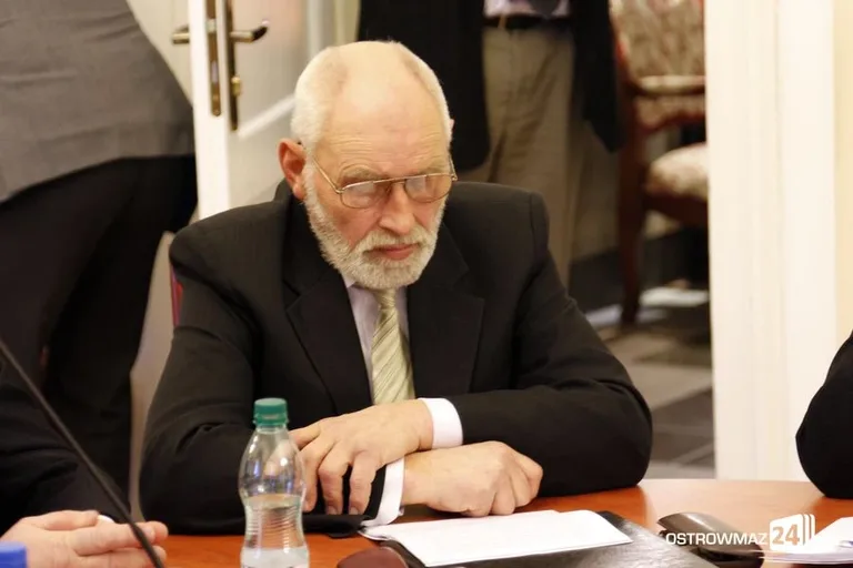 Rada miasta z nowym przewodniczącym (zdjęcia, wideo)