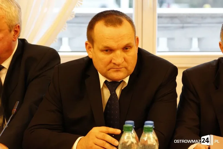 Rada miasta z nowym przewodniczącym (zdjęcia, wideo)