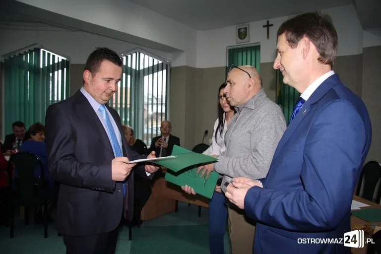 Radni gminy Ostrów Maz. już pracują (zdjęcia)