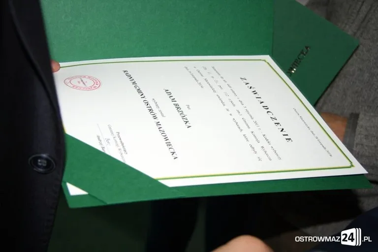 Radni gminy Ostrów Maz. już pracują (zdjęcia)