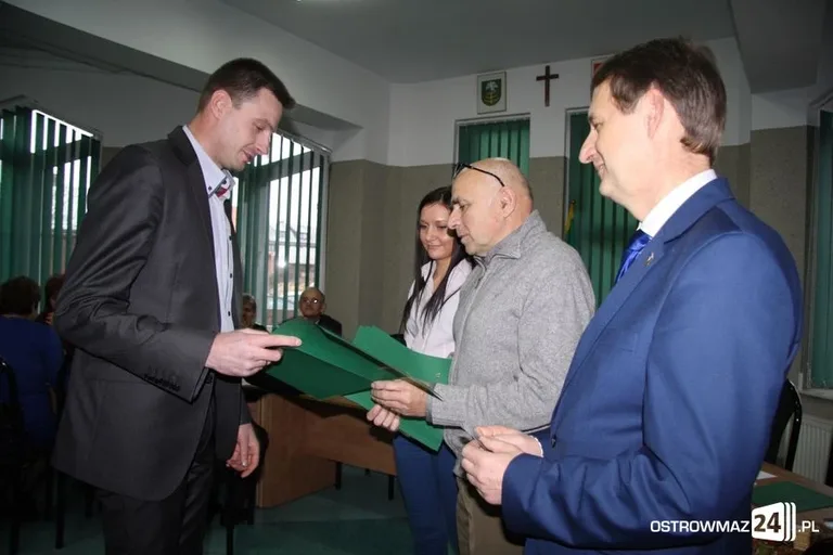 Radni gminy Ostrów Maz. już pracują (zdjęcia)