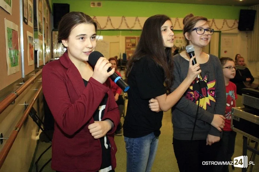 Karaoke w domu kultury (zdjęcia, wideo)