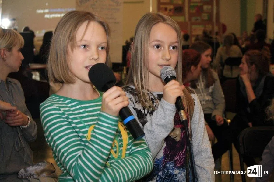 Karaoke w domu kultury (zdjęcia, wideo)