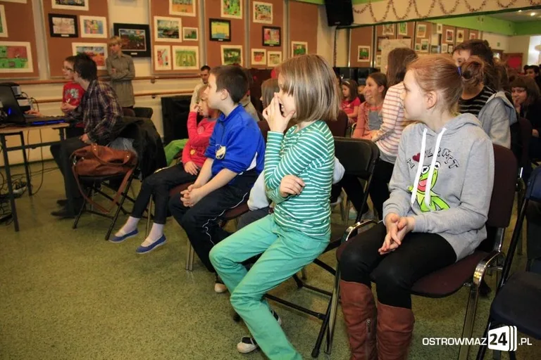 Karaoke w domu kultury (zdjęcia, wideo)