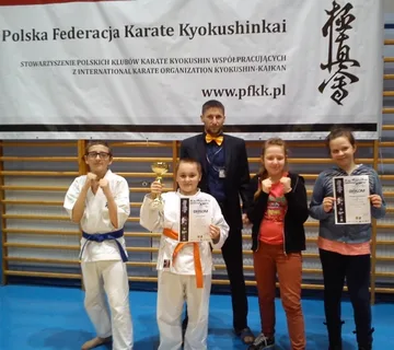 Eryk Szymanik ze złotem w Józefowie (zdjęcia)