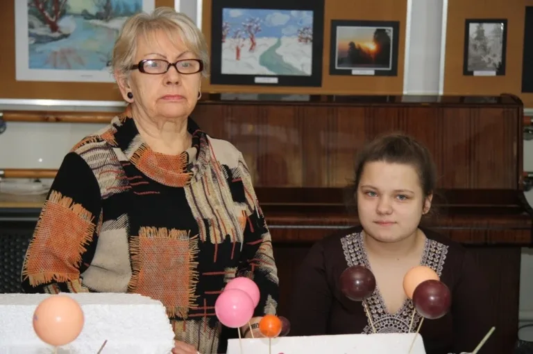 Warsztaty kukiełkowe w domu kultury (zdjęcia)
