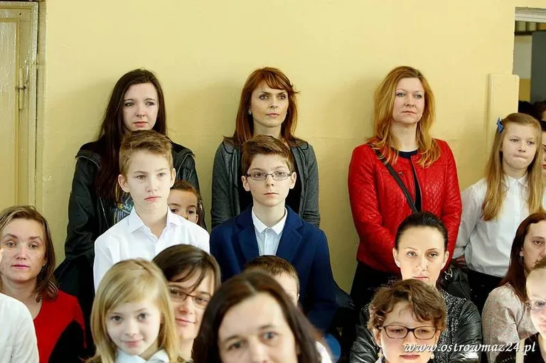 Święto szkoły podstawowej (zdjęcia, wideo)