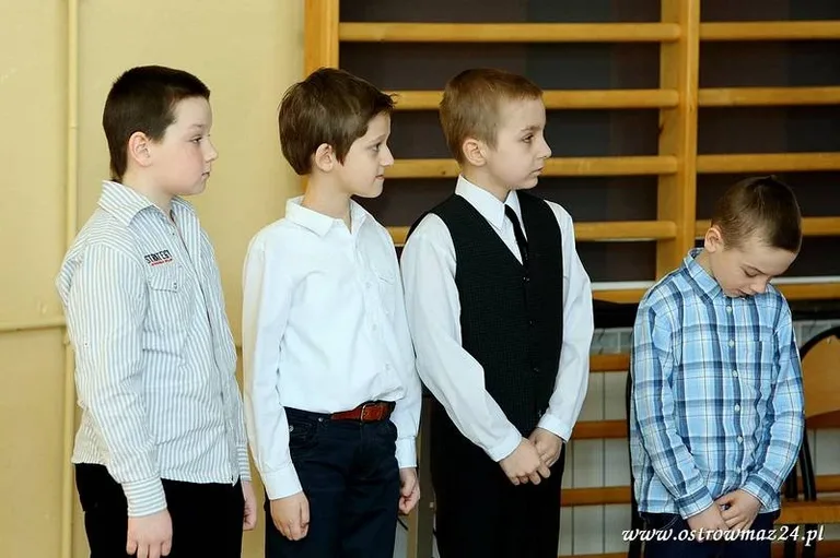 Święto szkoły podstawowej (zdjęcia, wideo)