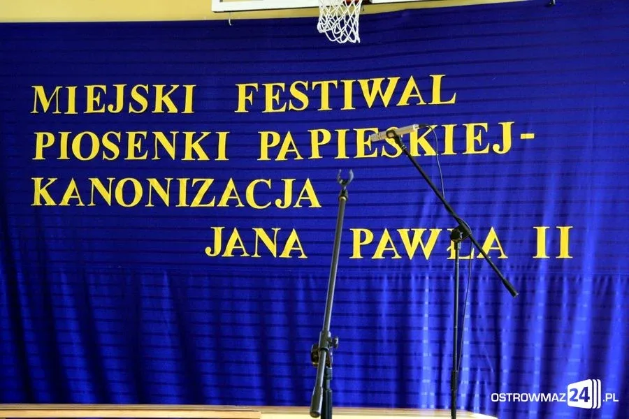 Miejski Festiwal Piosenki Papieskiej (zdjęcia)