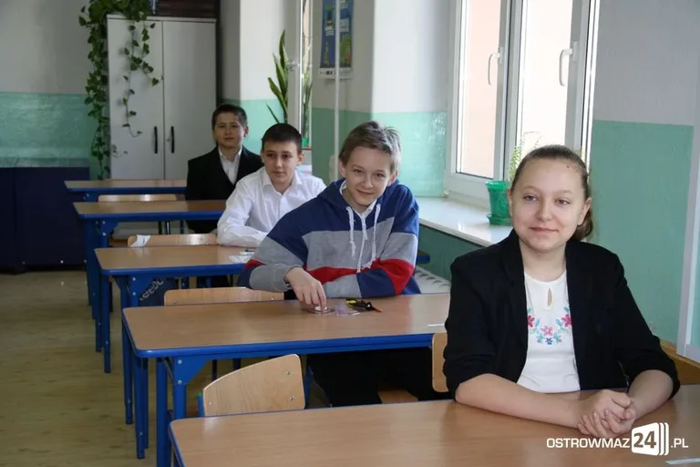 Szóstoklasiści zdawali egzamin (zdjęcia)