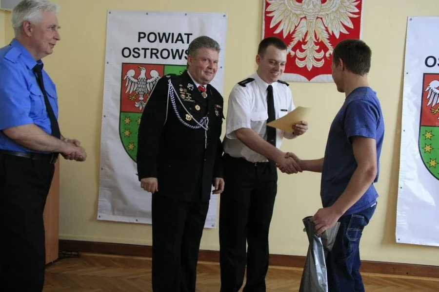 Bądź rozważny, baw się grzecznie (wyniki, zdjęcia)