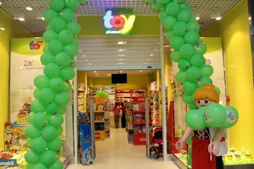 Wszystkie sklepy w Galerii Bursztynowej (zdjęcia)