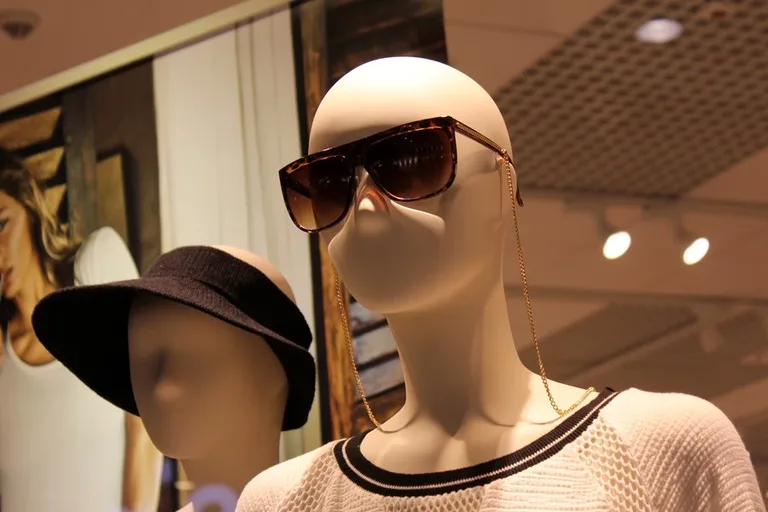 Taneczne otwarcie sklepu H&M (zdjęcia, wideo)