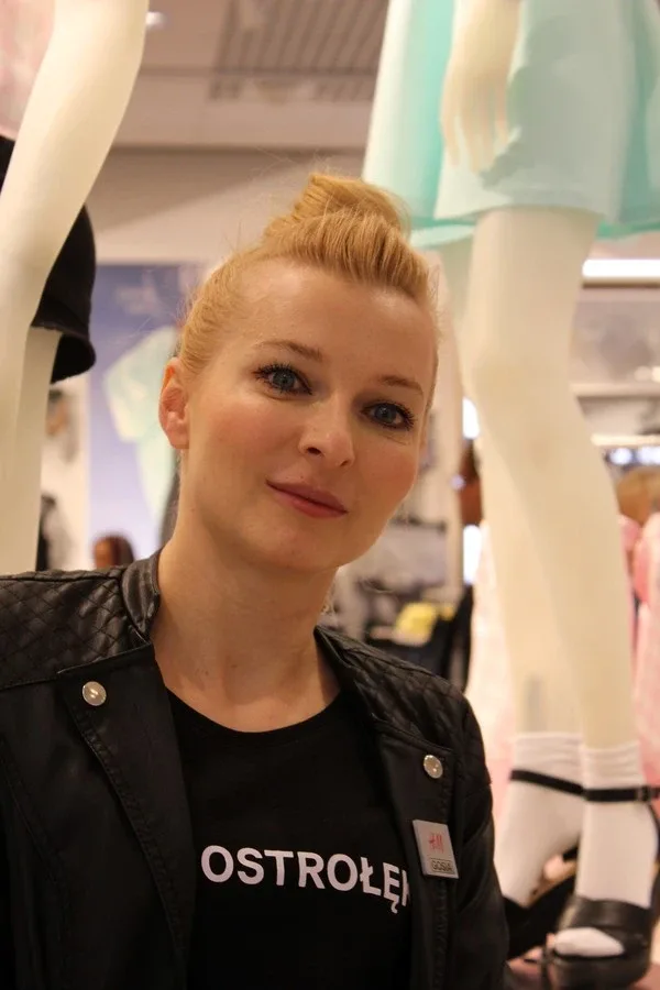 Taneczne otwarcie sklepu H&M (zdjęcia, wideo)